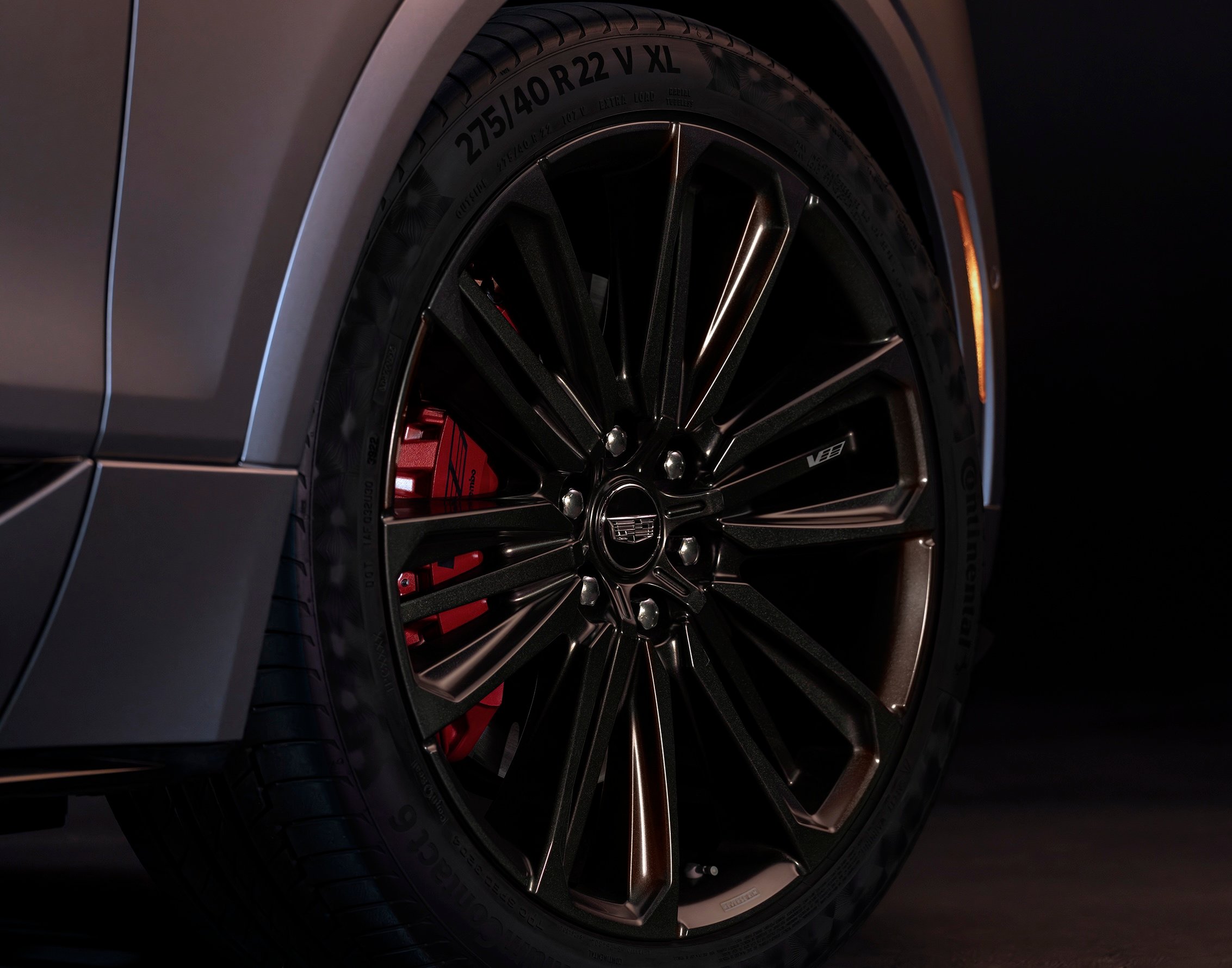 Continental Tires Power Cadillac LYRIQ-V