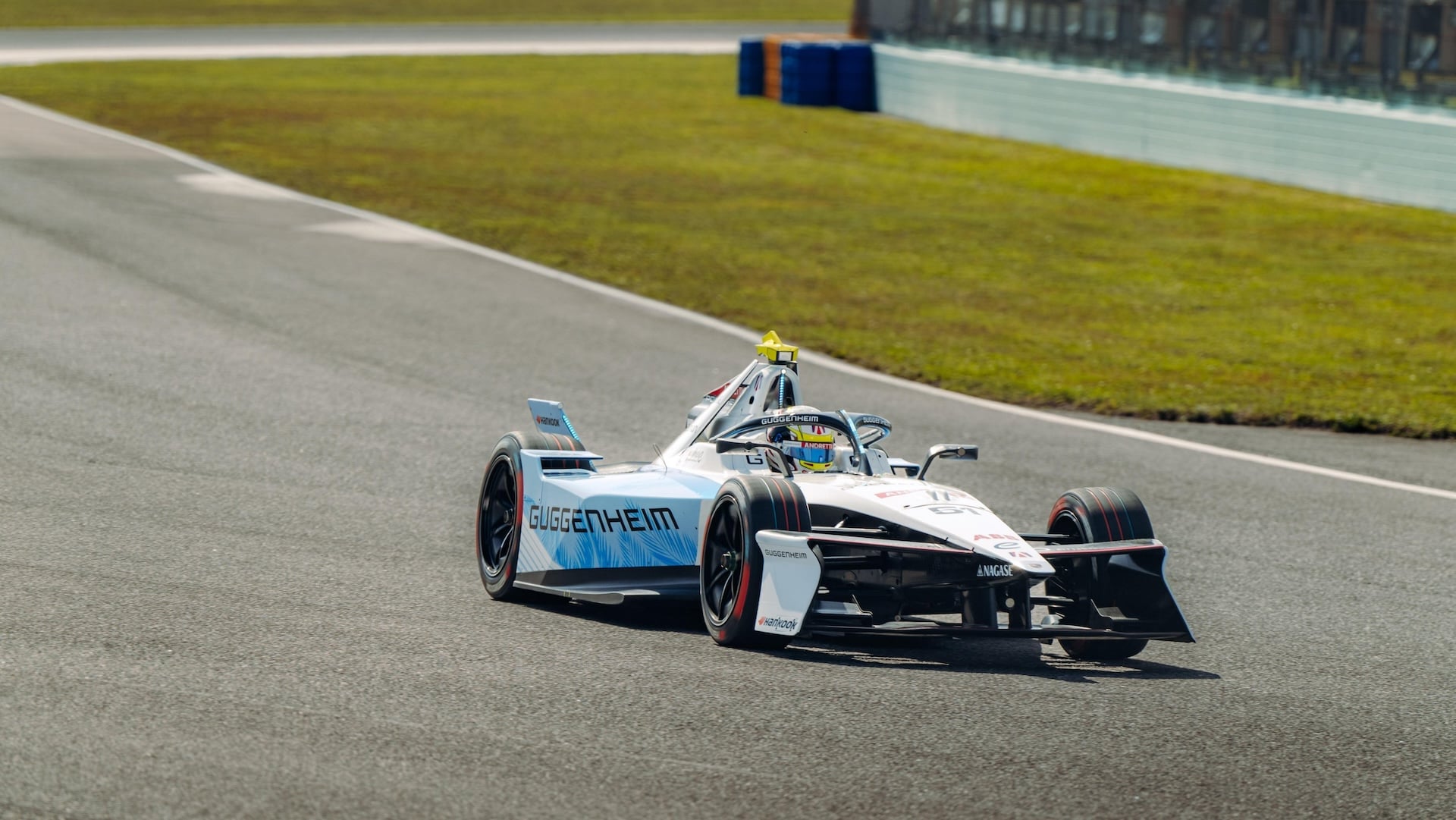 Porsche Triumphs at Miami E-Prix