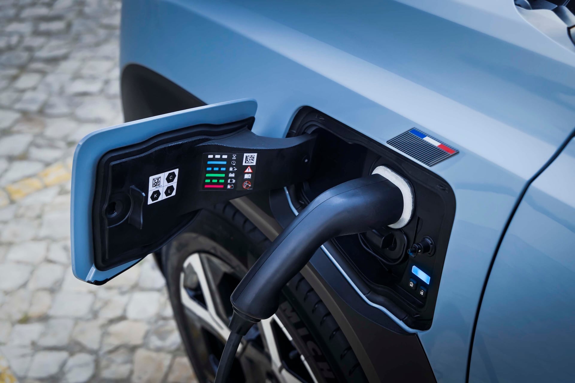 Renault 4 E-Tech Electric: Pricing and Features