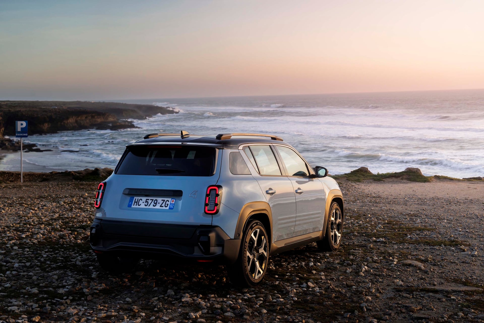 Renault 4 E-Tech Electric: Pricing and Features