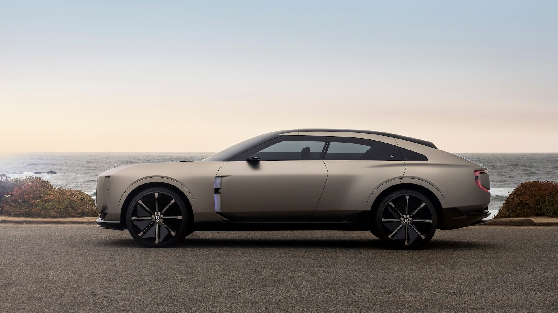 Bentley EXP 15 Debuts at Monterey