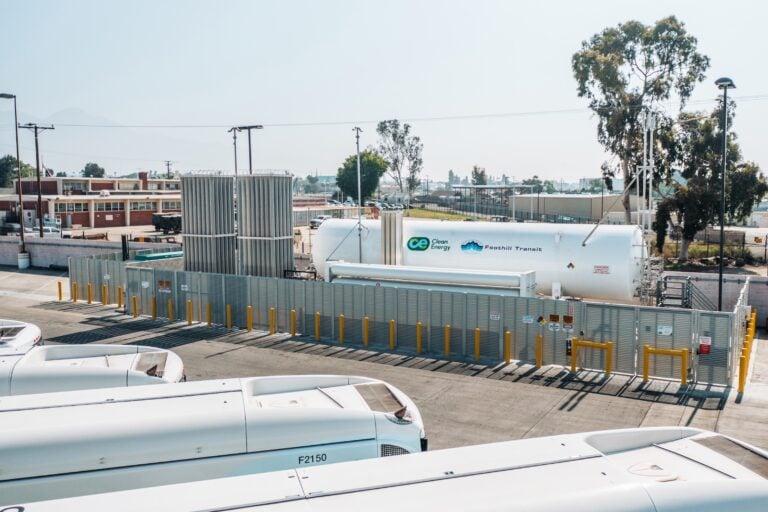 Clean Energy Builds Second Hydrogen Station