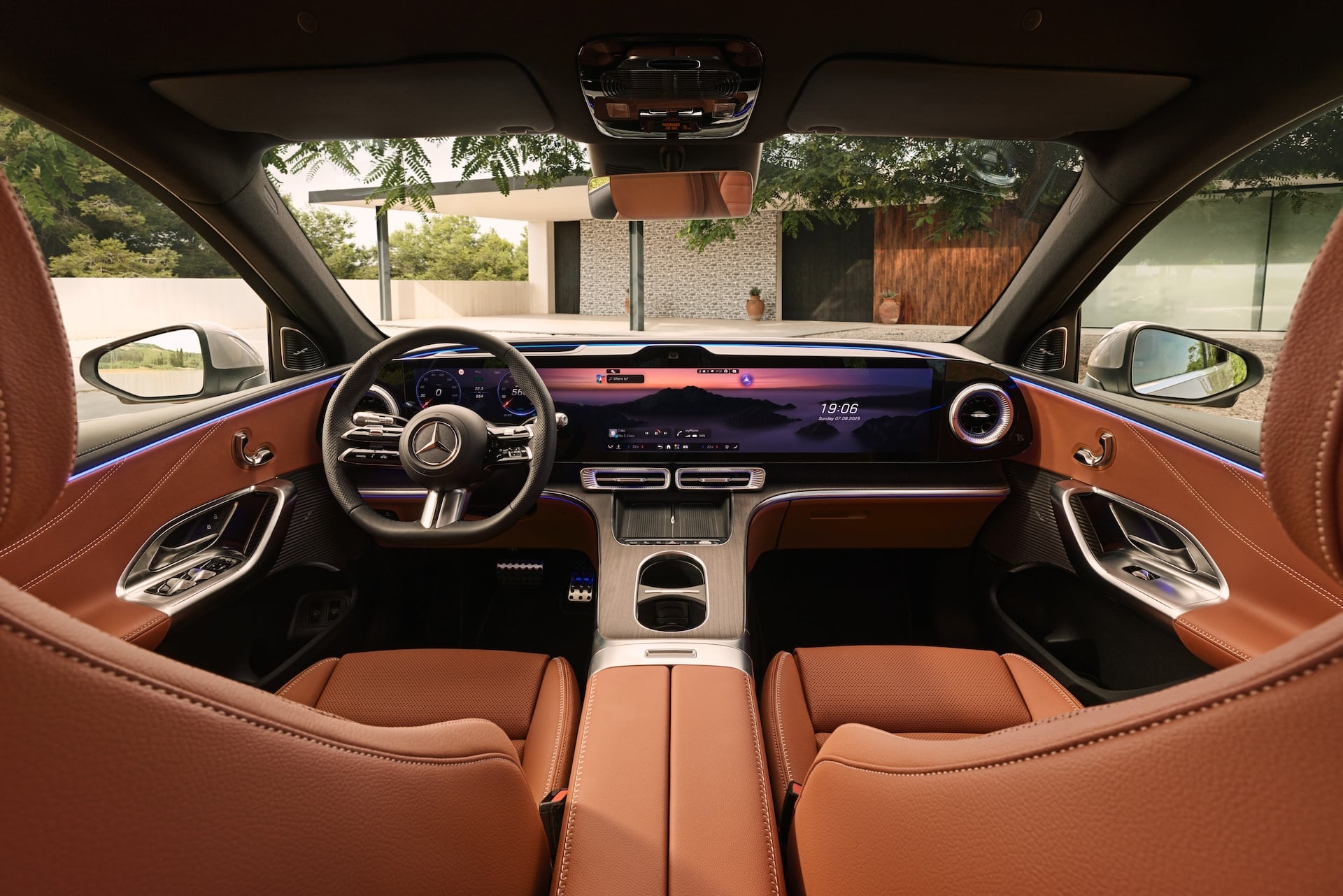 All-New Electric Mercedes-Benz GLC Revealed
