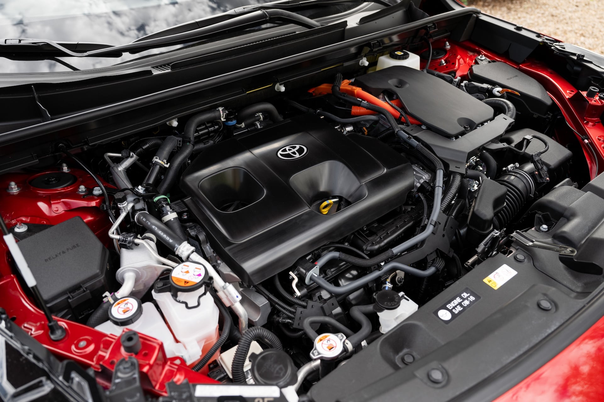 2026 RAV4: Hybrids Lead, PHEV Extends Range