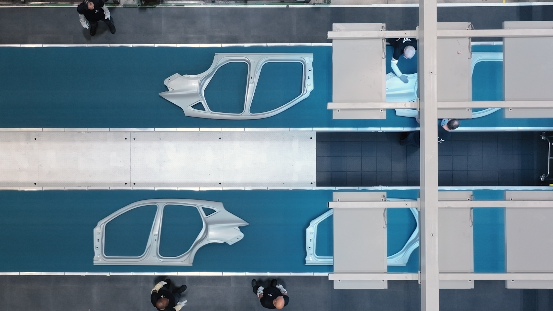 Title: SEAT S.A. Unveils Advanced PXL Press in Martorell