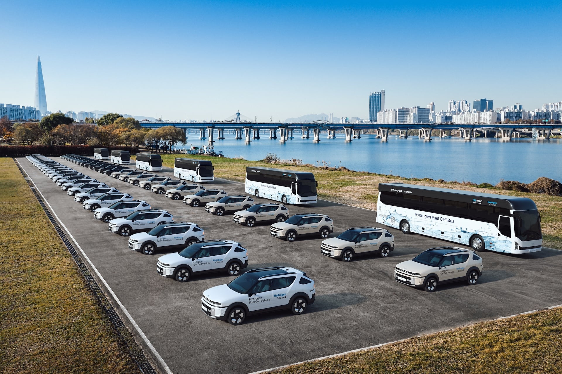 Hyundai Leads Hydrogen Council Summit With FCEV Fleet