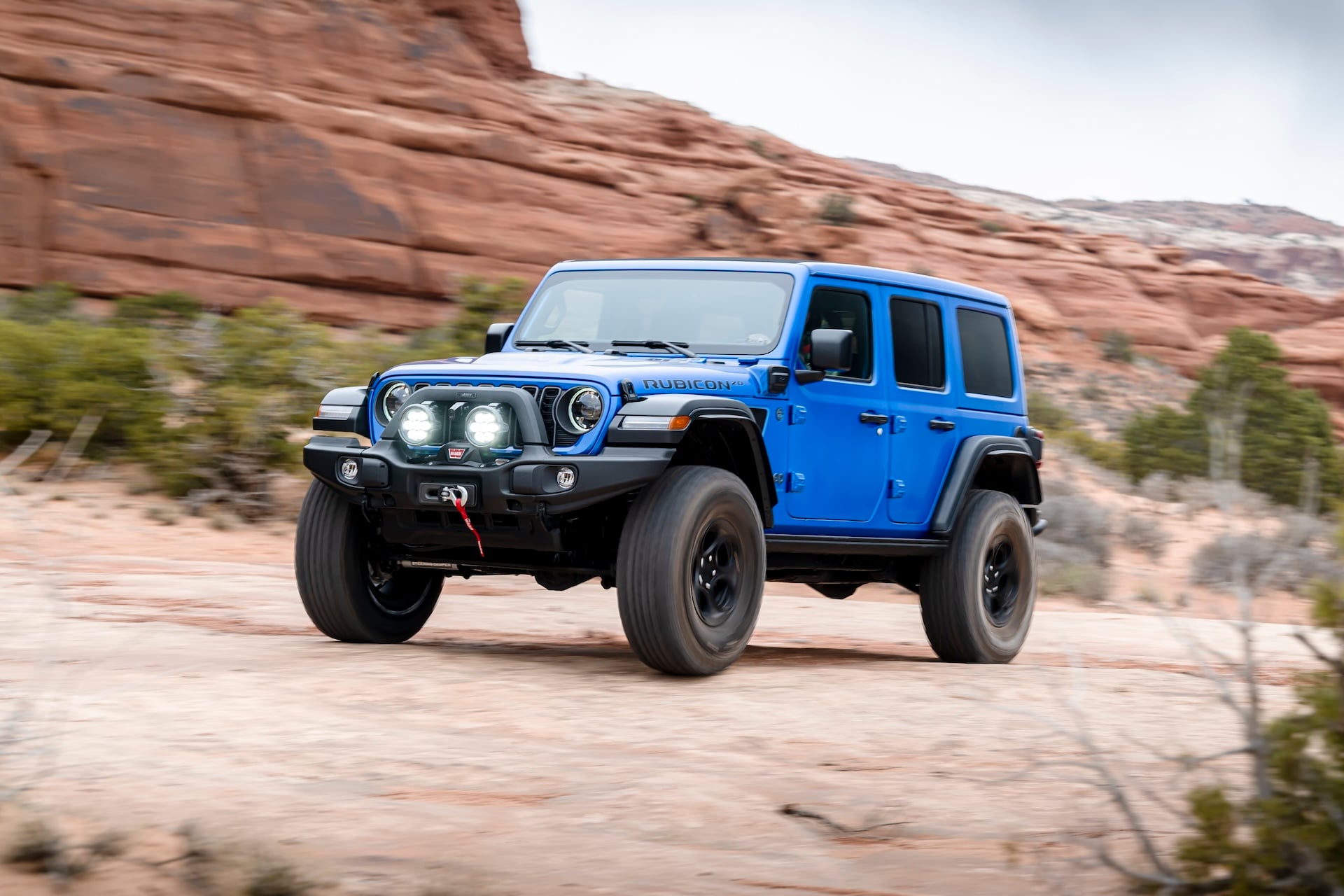 π₯ Jeep Plug-In Hybrids Recalled for Battery Fire Risk