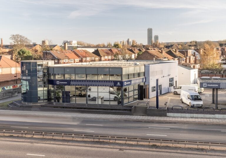 Farizon Opens Flagship London Dealership and UK Headquarters