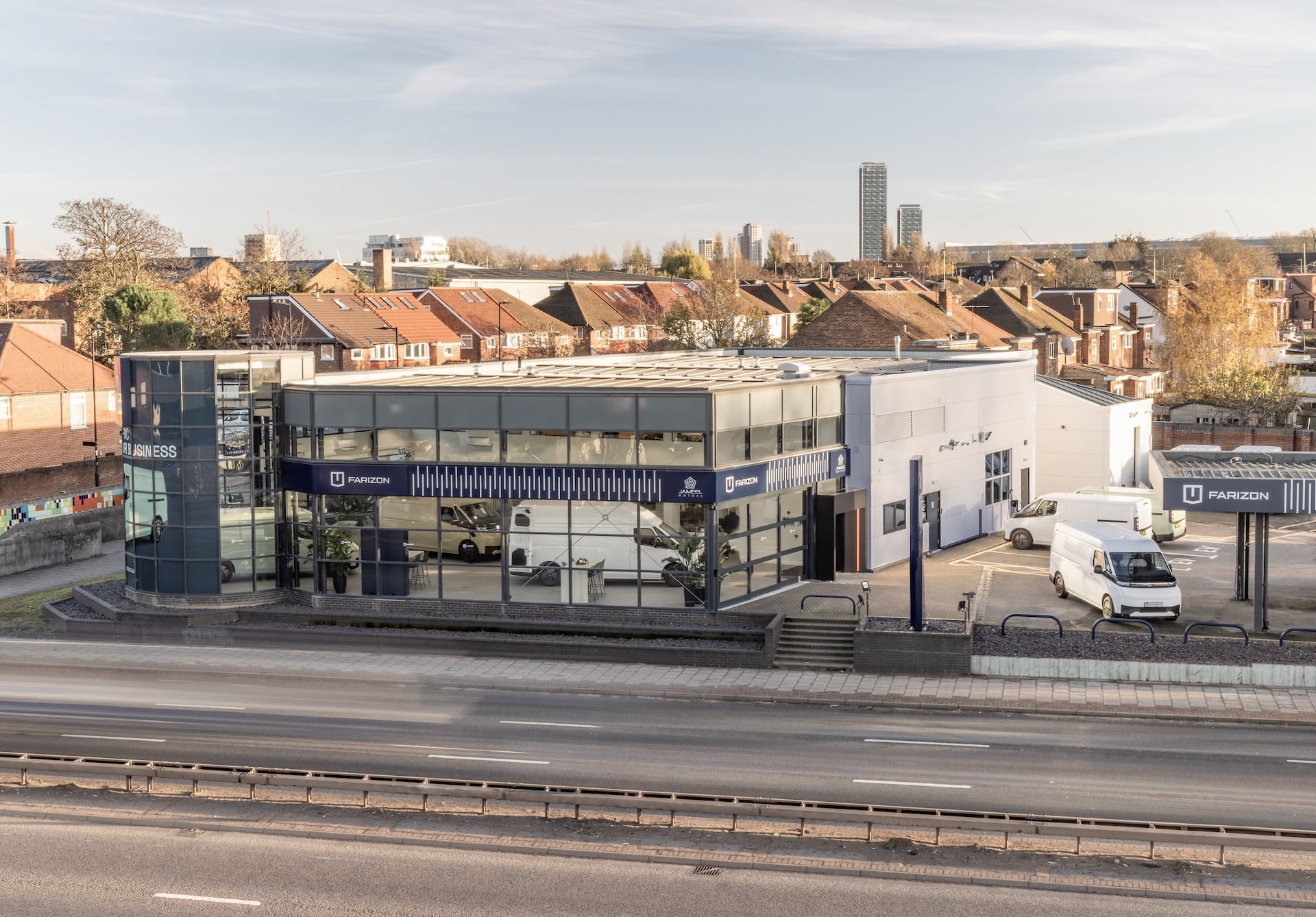 Farizon Opens Flagship London Dealership and UK Headquarters