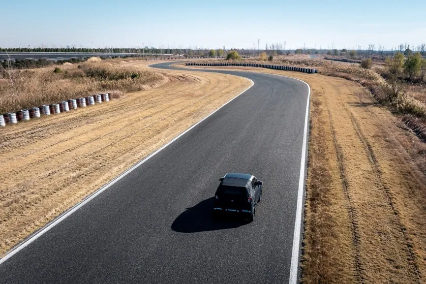 smart #2 Advances Testing on Electric Compact Architecture