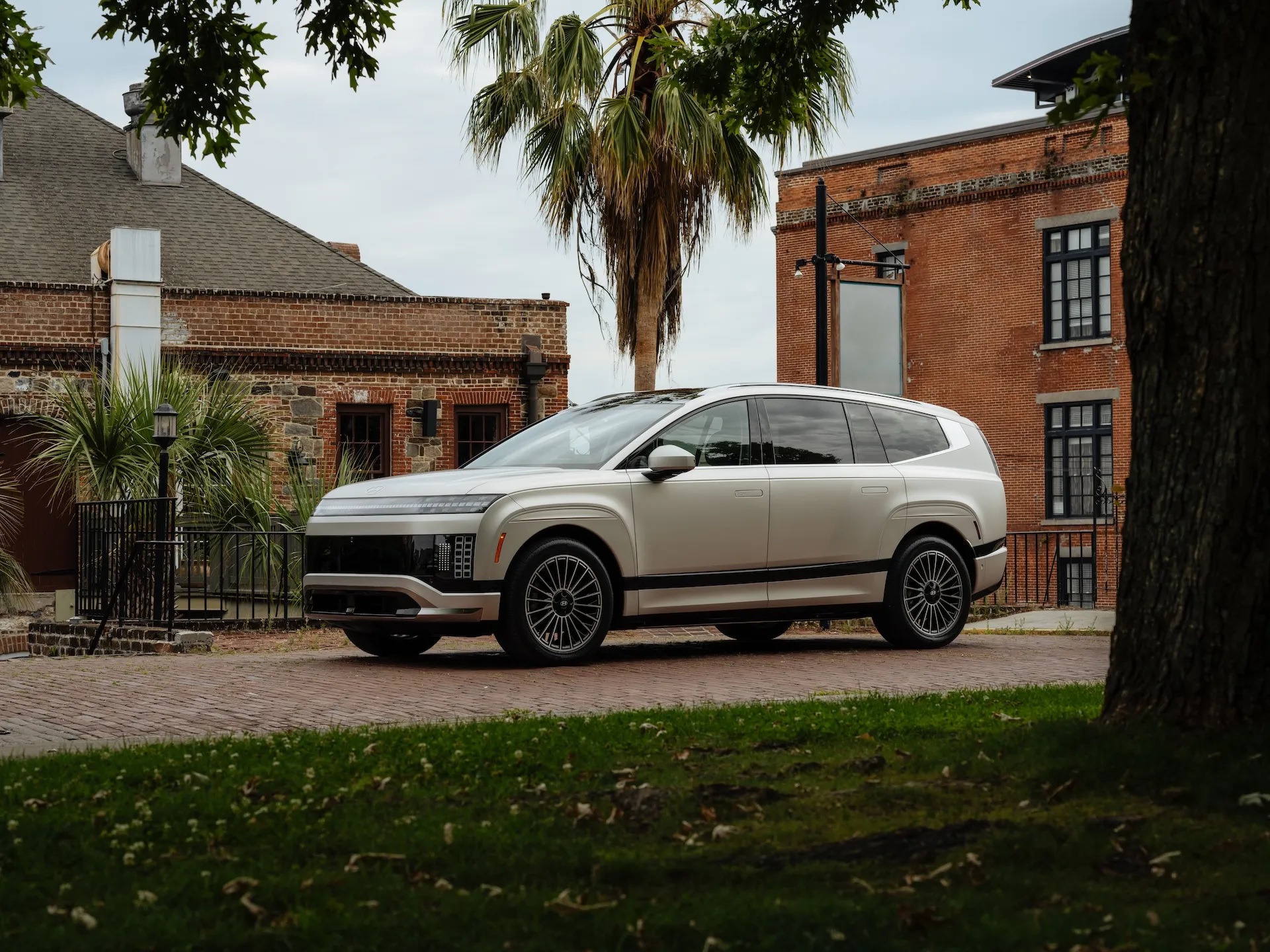 Hyundai IONIQ 9 Wins WWCOTY Large SUV Award