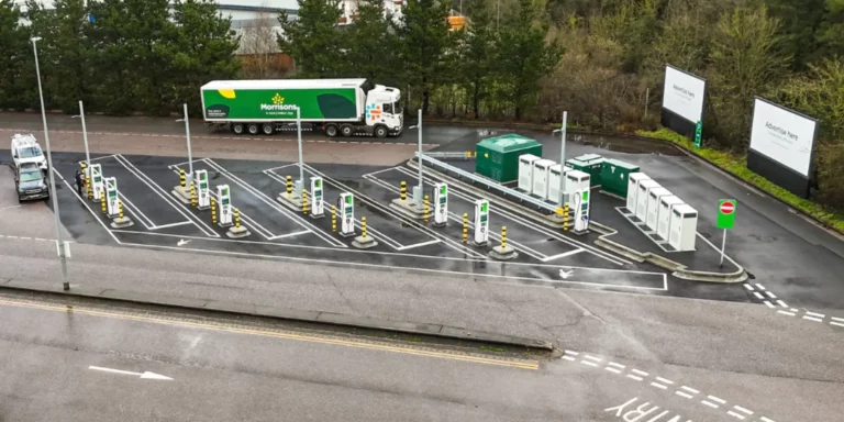 UK Opens First Public Electric HGV Charging Hub