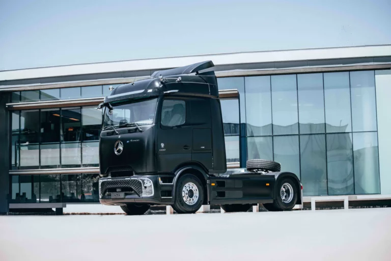 Mercedes-Benz eActros 600 Begins Chile Deliveries