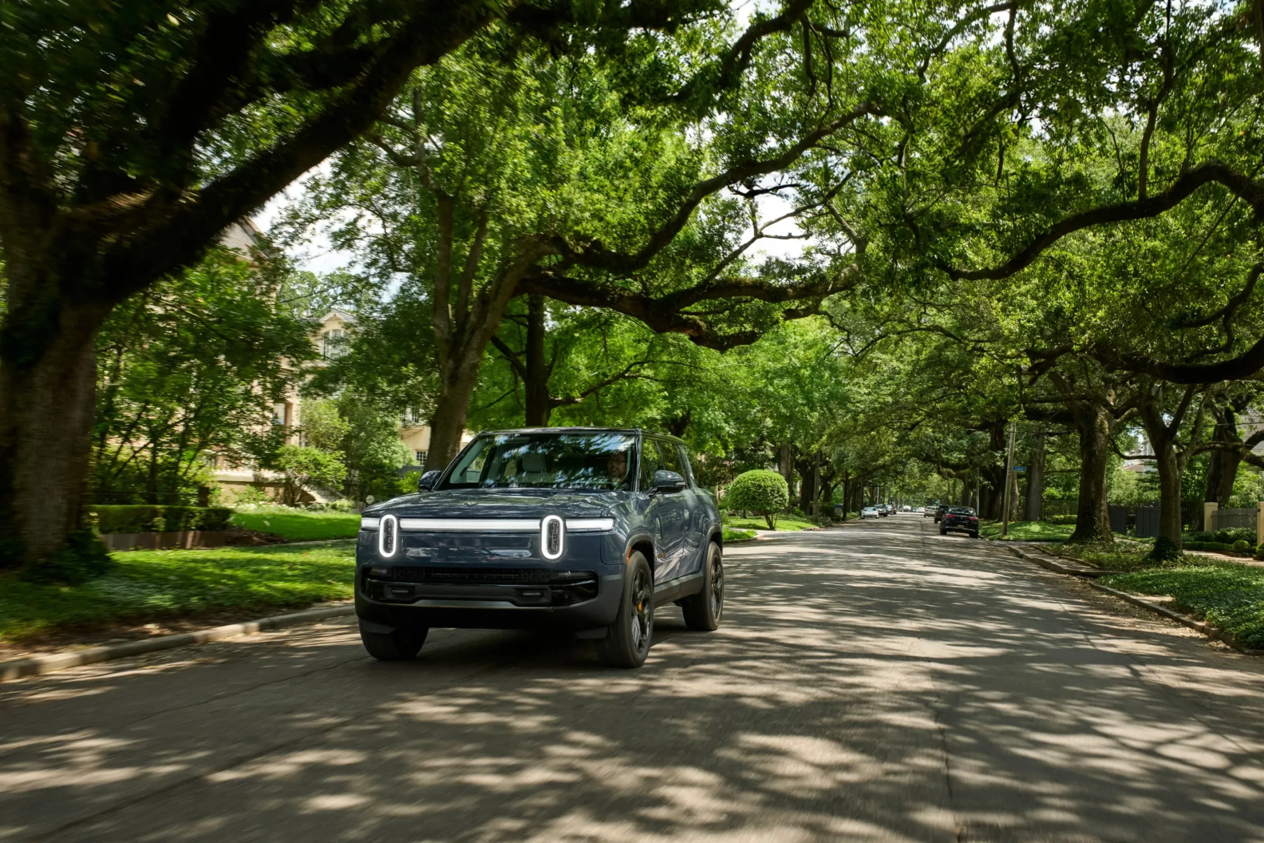 Rivian R1S Earns Third IIHS Top Safety Pick+