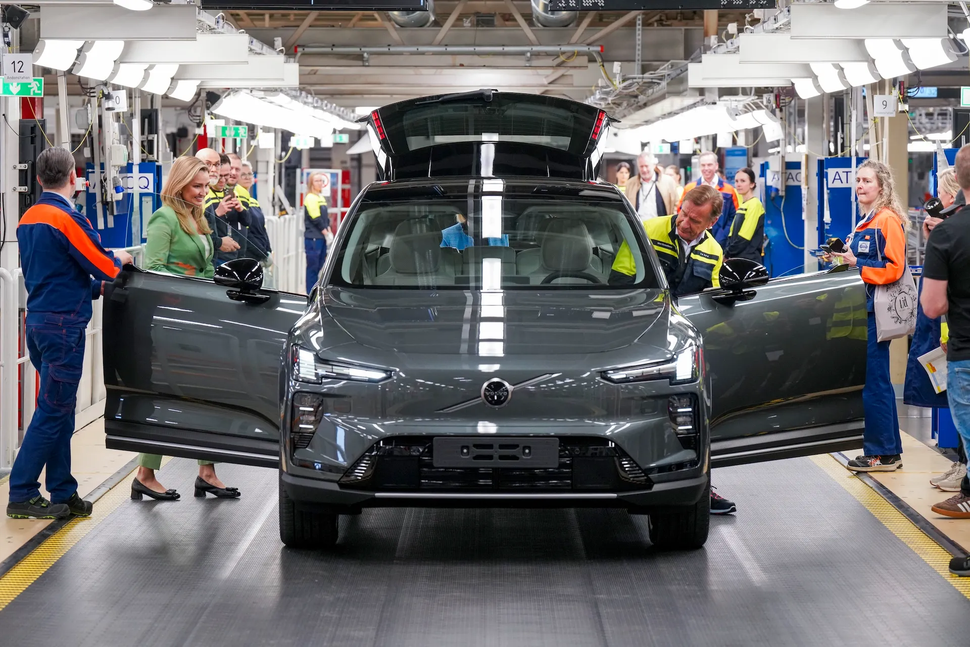 Volvo Starts EX60 Production in Sweden as European Orders Surge