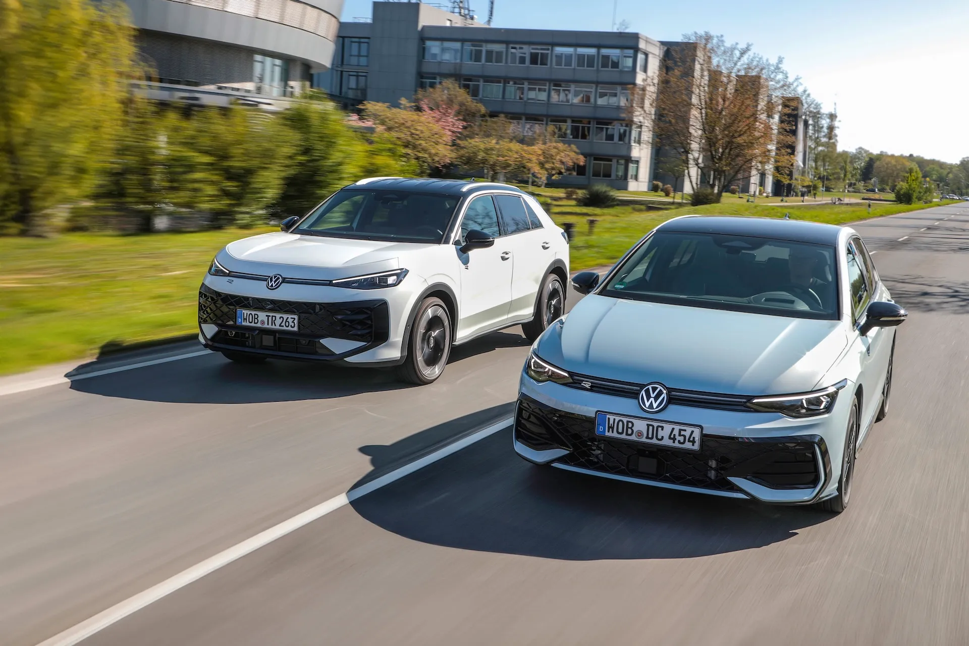 Volkswagen Unveils Full Hybrid System for Golf and T-Roc