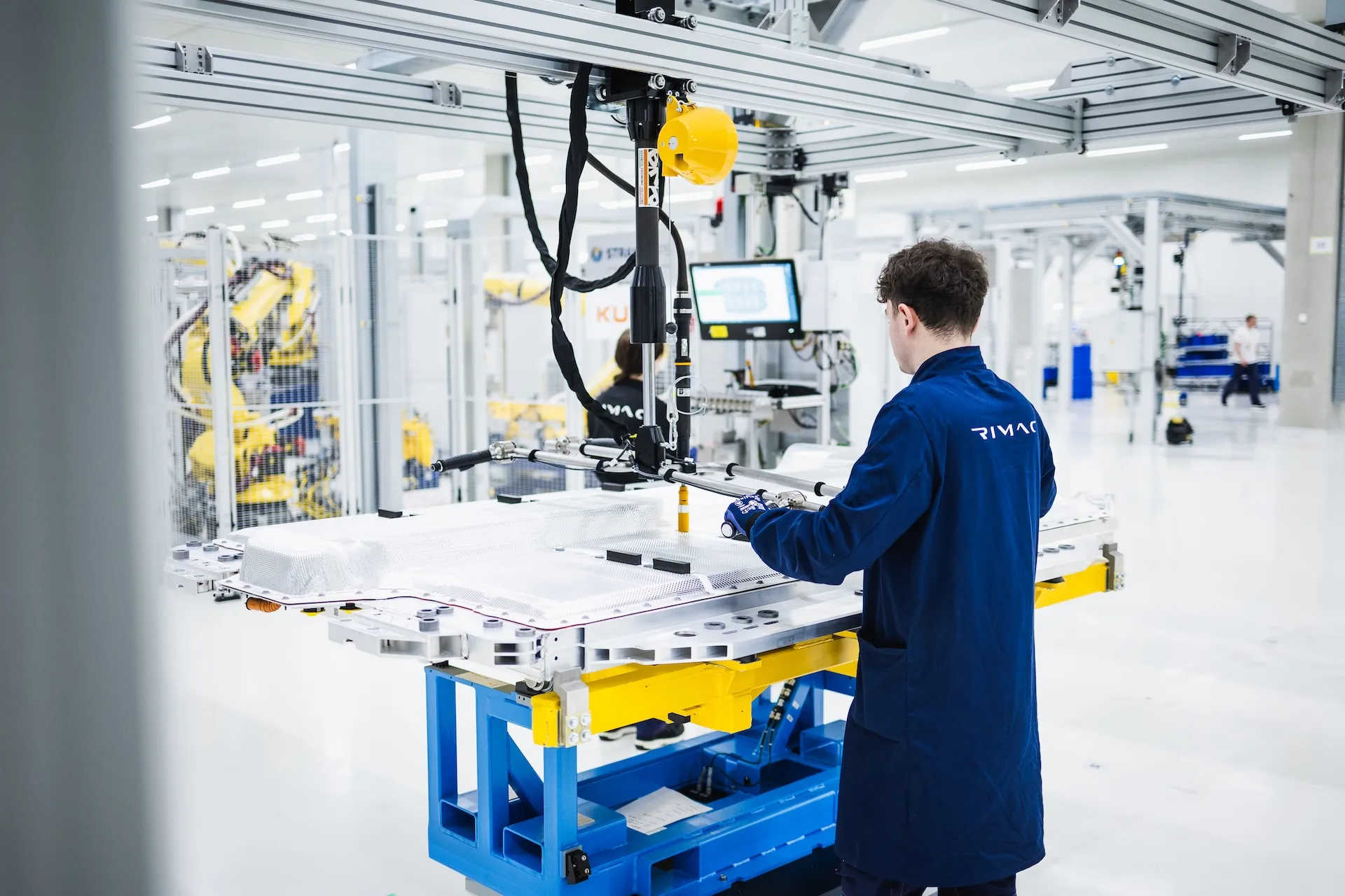 BMW, Rimac Partner on New i7 Battery