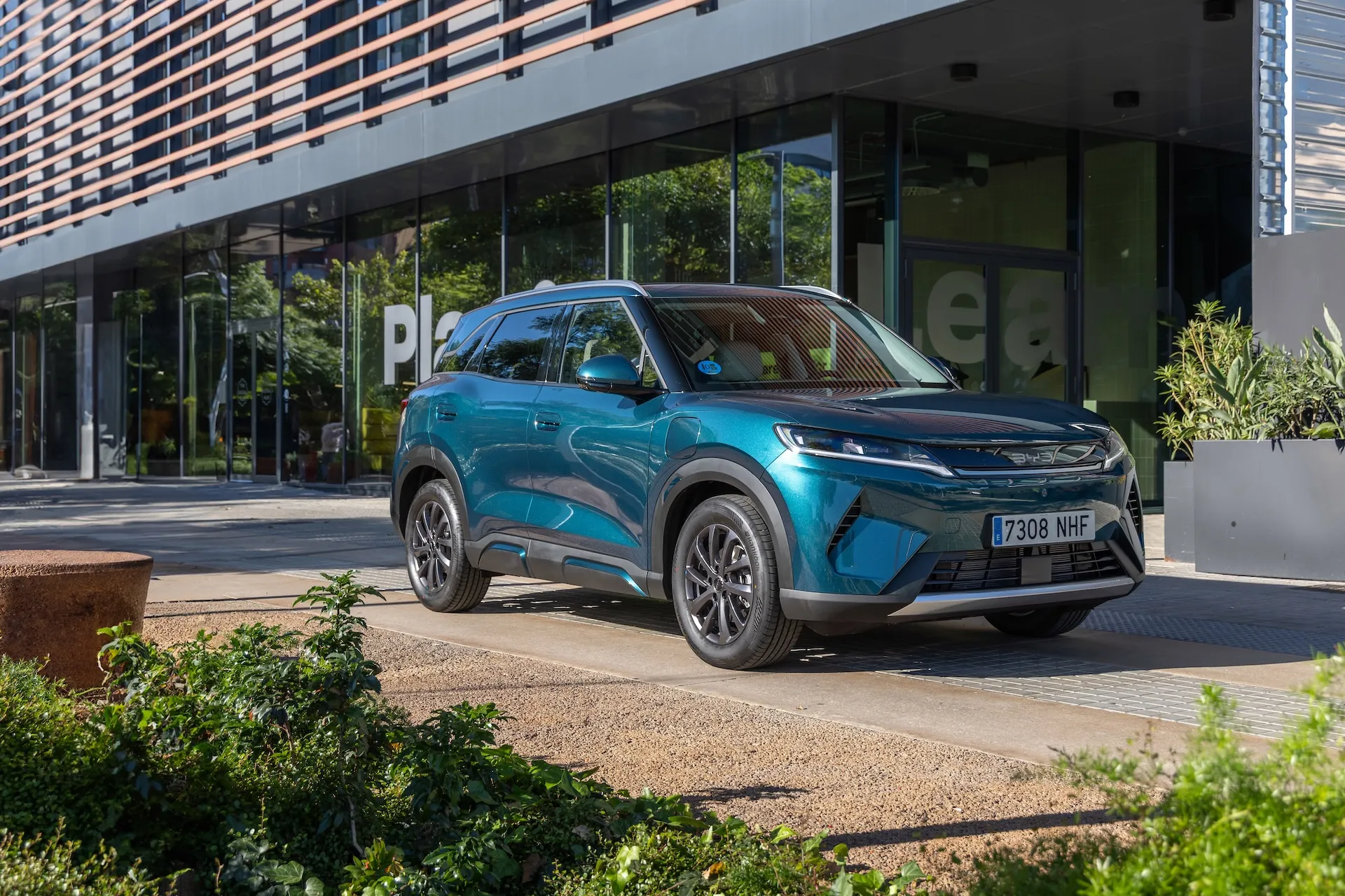 BYD ATTO 2 DM-i UK Pricing Starts at £26,995, Undercuts Electric Sibling