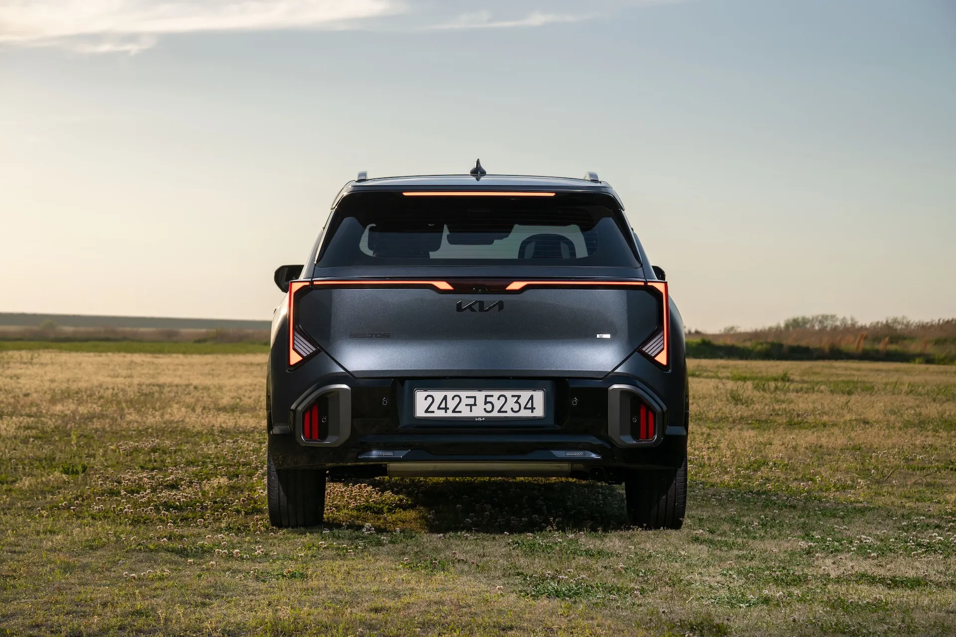 What Dimensions and Interior Capabilities Are Offered?