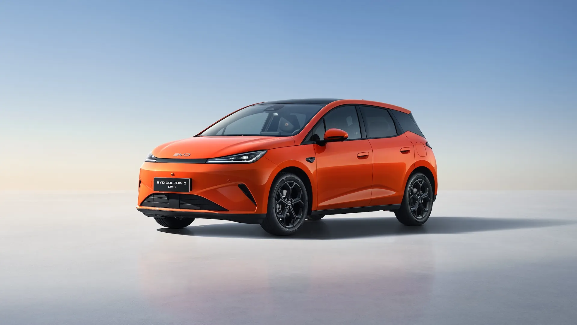 BYD DOLPHIN G DM-i Brings PHEV to Europe's Supermini Class