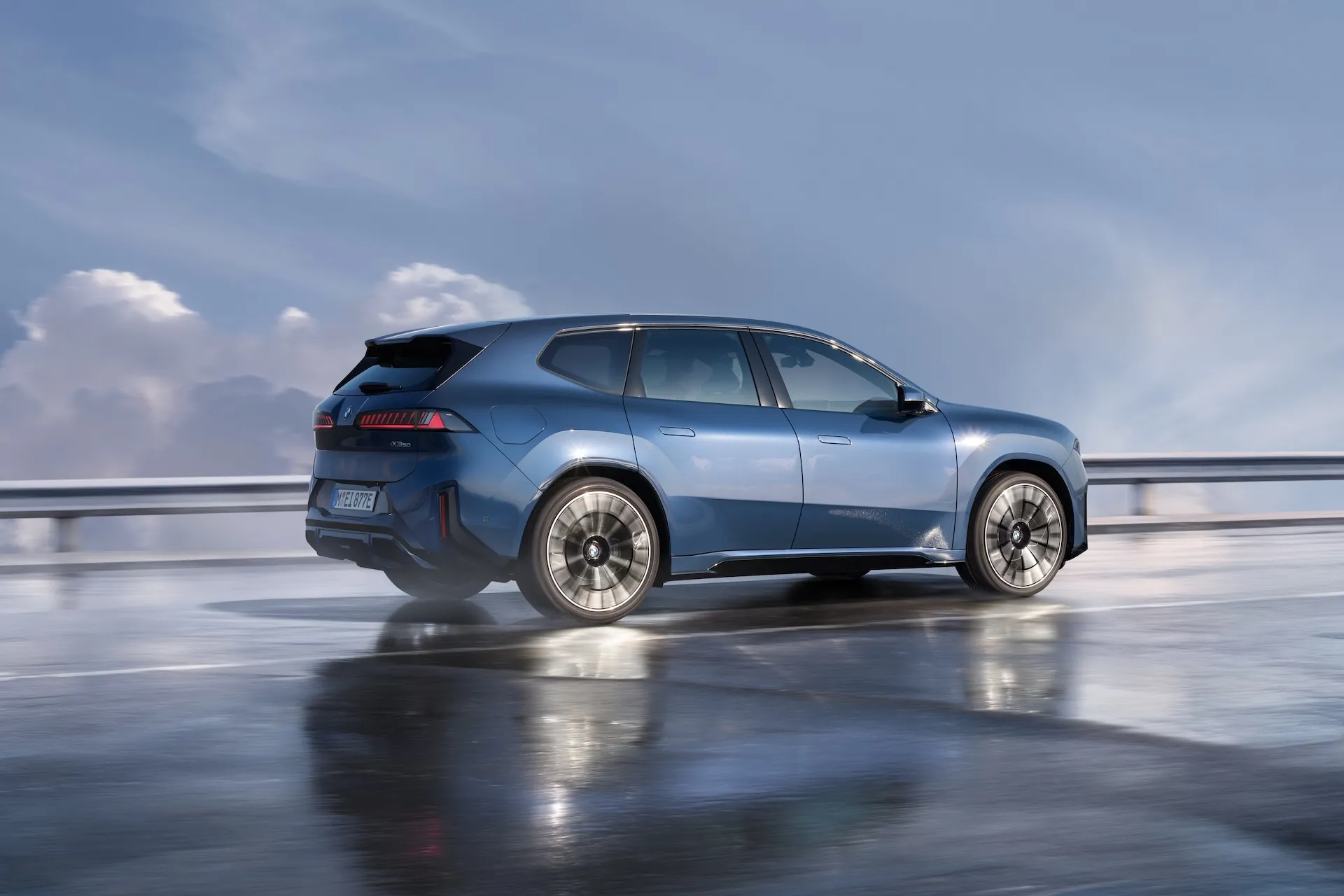 BMW iX3 50 xDrive Hits U.S. at $61,500 With 434-Mile EPA Range