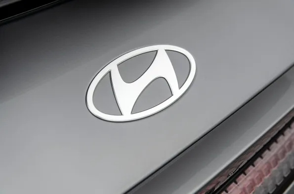 Hyundai AllDayEnergy global V2X service brand connecting electric vehicle batteries to homes and the electricity grid.
