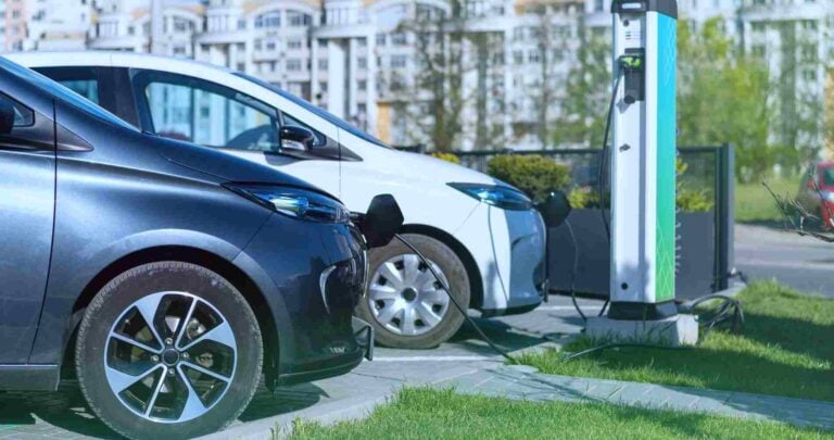 AmpUp Adapt & Earn managed EV charging station in Connecticut