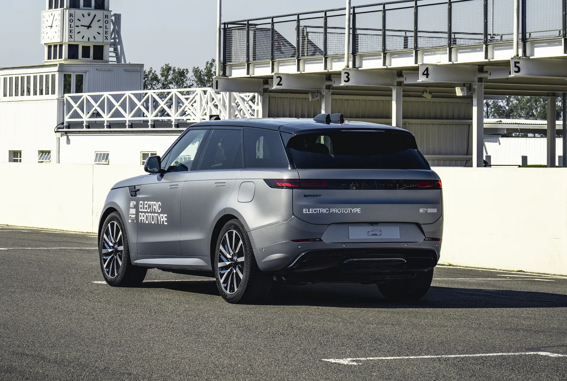 Range Rover Sport Electric Confirmed for Late 2026