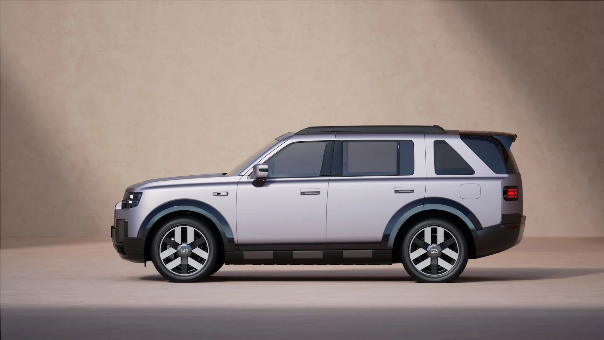 FREELANDER 8 side profile showing castle-style body and flag-style mirrors