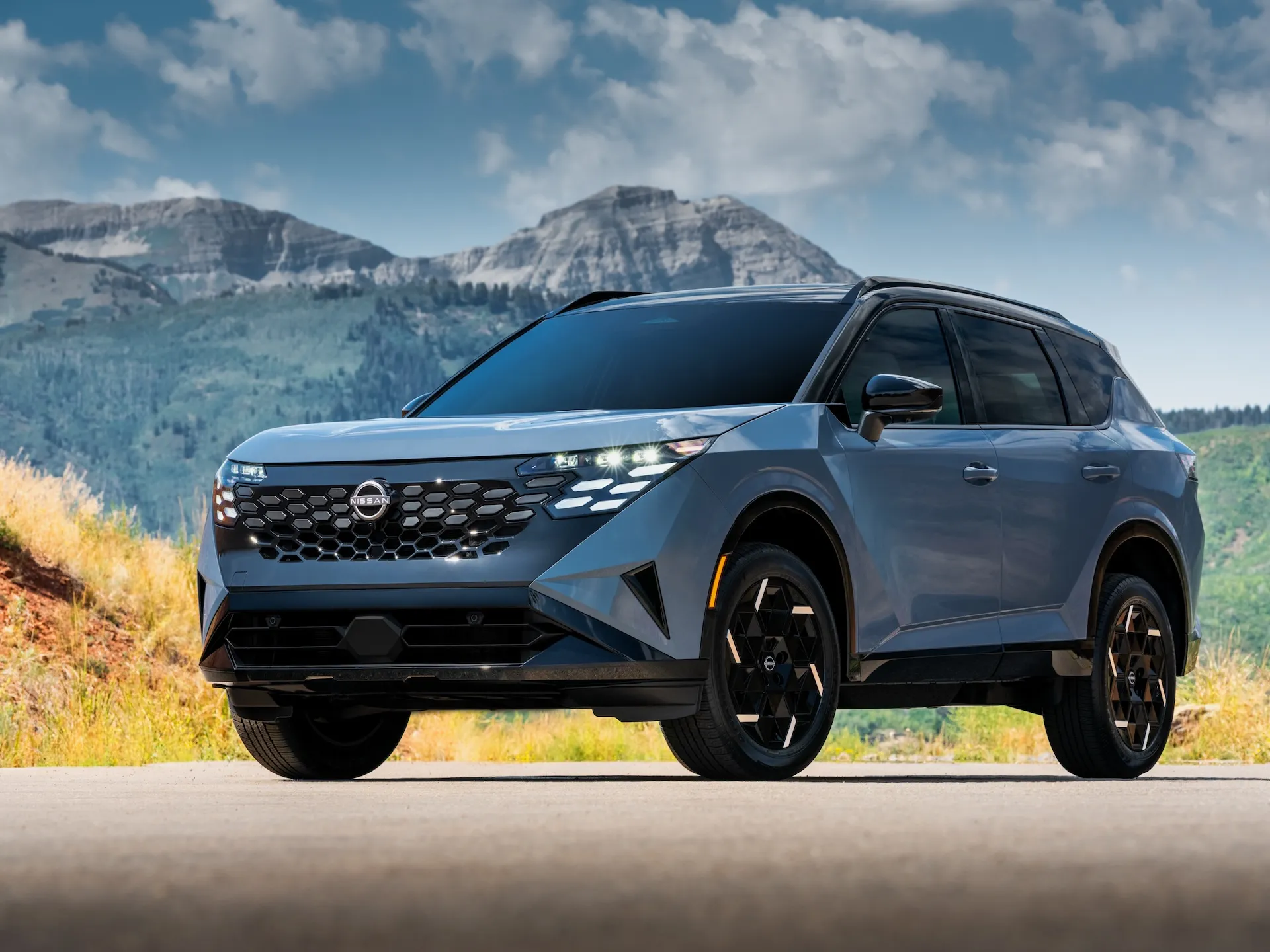 2027 Nissan Rogue Hybrid Platinum