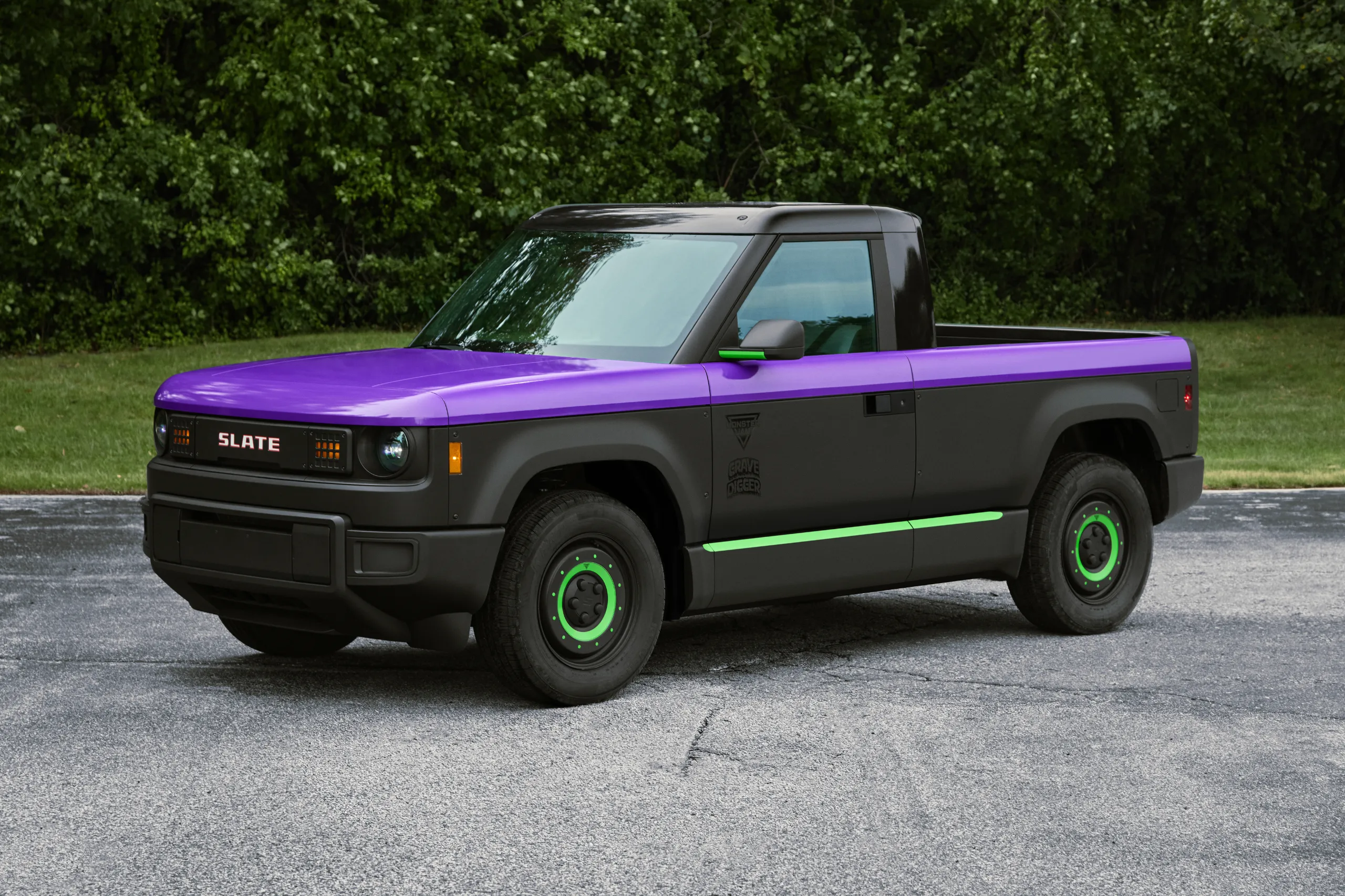 Slate Truck with the Grave Digger wrap starter pack in purple and green