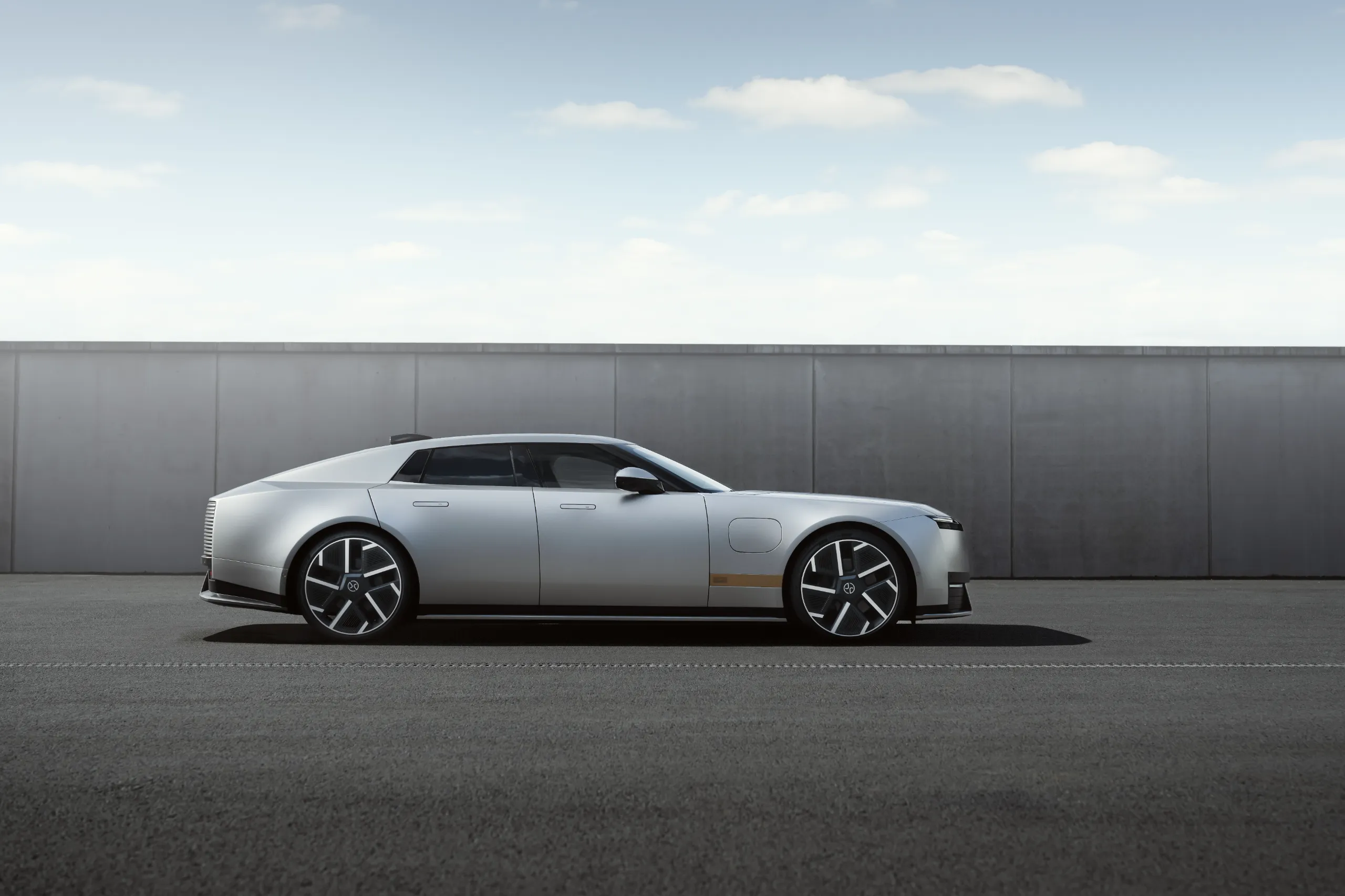 Jaguar Type 01 profile showing long hood and 23-inch wheels