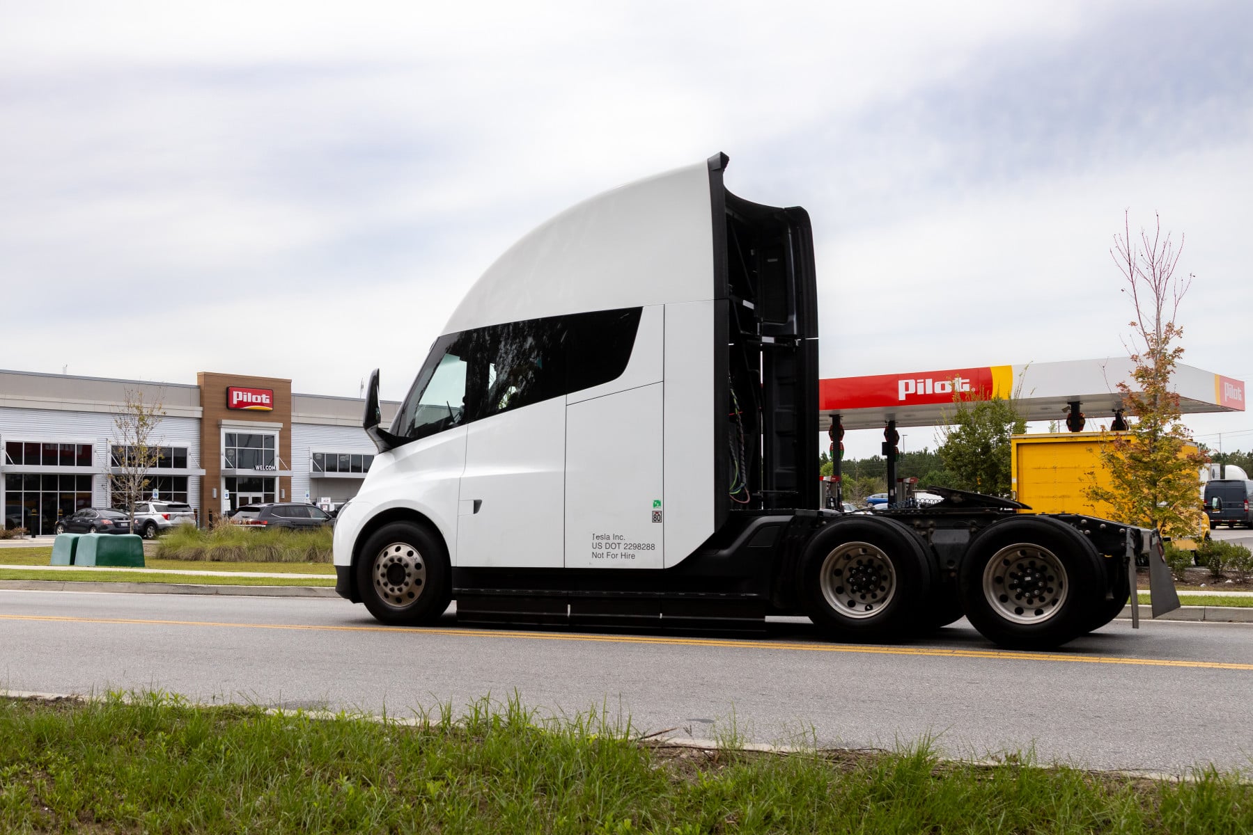 Tesla Semi electric truck outside the Pilot travel center in Ellabell, Georgia, site of the first Tesla Megacharger location